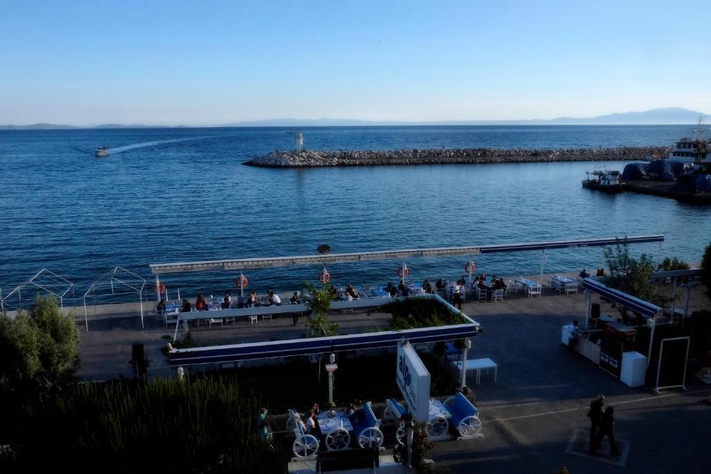 Alp Otel Restaurant クィチュックユ エクステリア 写真